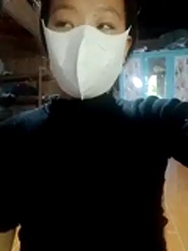 Snapshot of bree-zz chatting on 11/09/25, 08:12 bree-zz online show from 11/09/25, 08:12