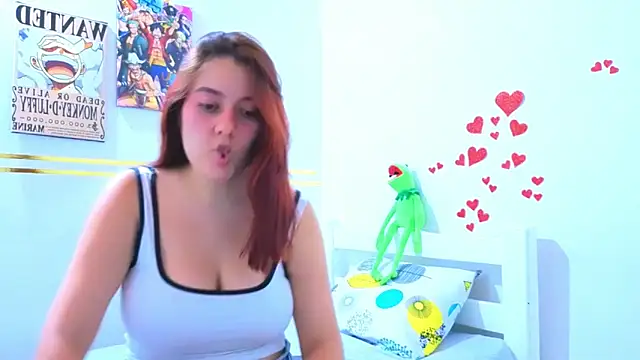 Snapshot of LyraCarter chatting on 02/25/26, 01:04 LyraCarter online show from 02/25/26, 01:04