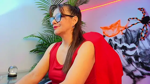 Carol Miss2 online show from 10/15/25, 10:15