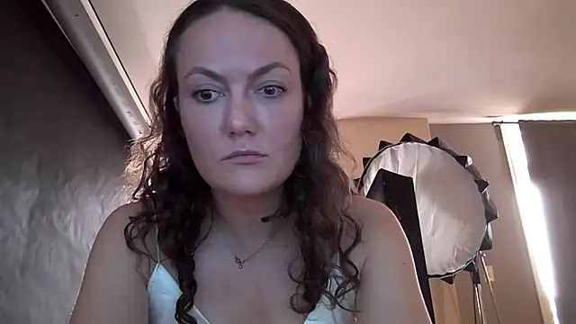 sexybriiiixoxo online show from 04/29/26, 05:30