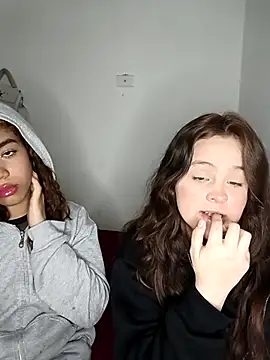 Snapshot of nucitaa-14 chatting on 11/19/25, 02:55 nucitaa-14 online show from 11/19/25, 02:55