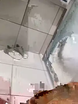 Snapshot of artzin2334 chatting on 10/12/25, 09:58 artzin2334 online show from 10/12/25, 09:58