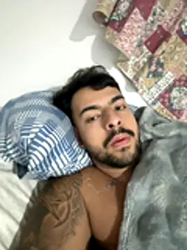 artzin2334 online show from 11/10/25, 05:39