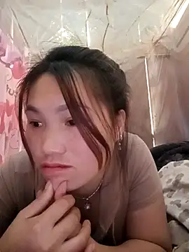 min-xinh online show from 11/15/25, 06:33