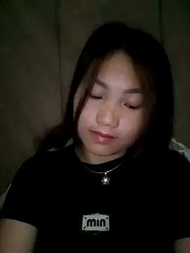 min-xinh online show from 11/16/25, 08:36