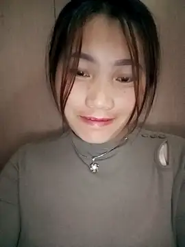 min-xinh online show from 11/18/25, 11:15