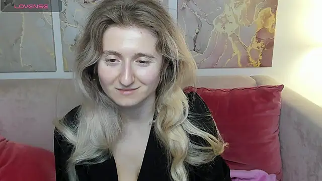 CamillaDreamer online show from 05/04/26, 12:50