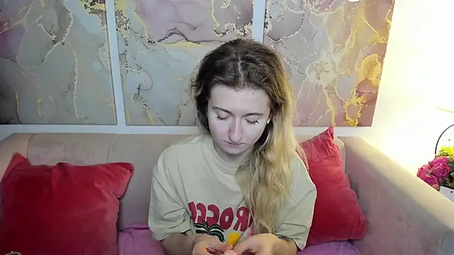 CamillaDreamer online show from 06/07/26, 07:28