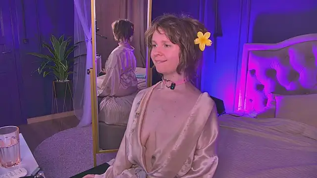 Lilly Stark online show from 06/30/26, 05:30