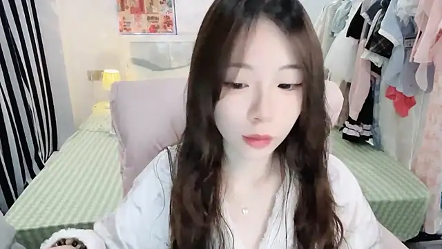 Snapshot of Gardenia-222 chatting on 02/06/26, 02:09 Gardenia-222 online show from 02/06/26, 02:09