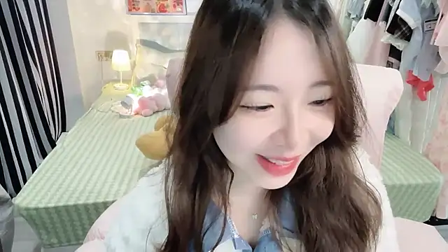 Snapshot of Gardenia-222 chatting on 02/24/26, 02:59 Gardenia-222 online show from 02/24/26, 02:59