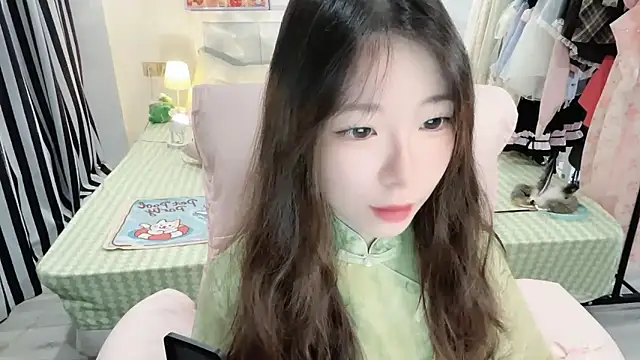 Snapshot of Gardenia-222 chatting on 05/20/26, 01:50 Gardenia-222 online show from 05/20/26, 01:50