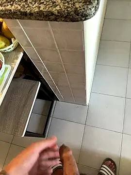 Snapshot of ilczz22 chatting on 09/26/25, 11:14 ilczz22 online show from 09/26/25, 11:14