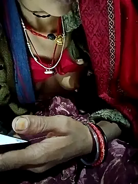 Snapshot of Lona2525 chatting on 11/18/25, 06:34 Lona2525 online show from 11/18/25, 06:34