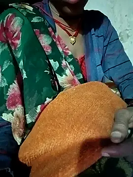 Snapshot of Lona2525 chatting on 02/01/26, 05:44 Lona2525 online show from 02/01/26, 05:44