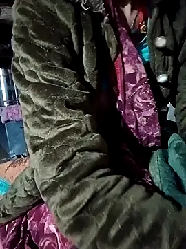 Snapshot of Lona2525 chatting on 02/11/26, 07:41 Lona2525 online show from 02/11/26, 07:41