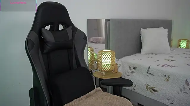 Snapshot of Angel_danm_Pati chatting on 03/13/26, 10:44 Angel danm Pati online show from 03/13/26, 10:44