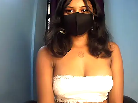 PAYARI PURVI online show from 12/22/25, 08:44