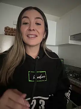 Mariana gom online show from 06/16/26, 12:41