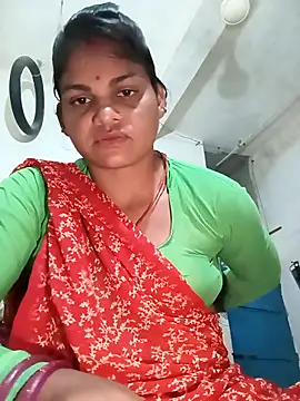 Snapshot of SHMA-77 chatting on 09/28/25, 03:39 SHMA-77 online show from 09/28/25, 03:39