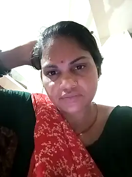 Snapshot of SHMA-77 chatting on 11/01/25, 06:21 SHMA-77 online show from 11/01/25, 06:21