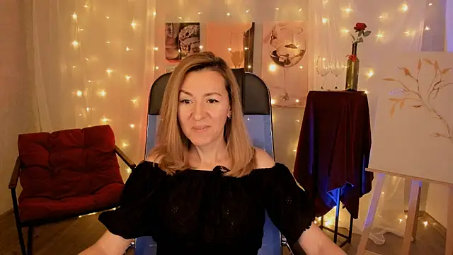 DonnaSmitth online show from 12/05/25, 01:09