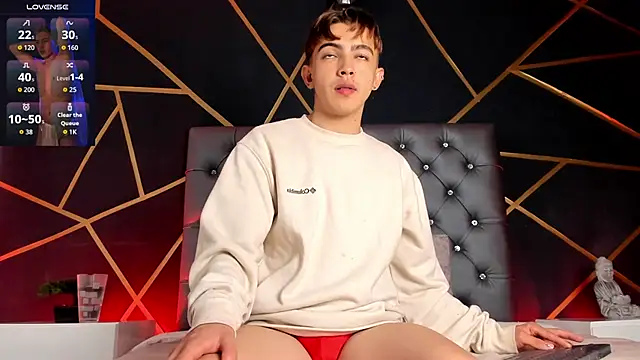 Lian Miller1  online show from 12/05/25, 12:25