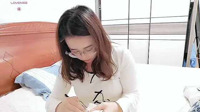 NEWONETO online show from 10/25/25, 12:56