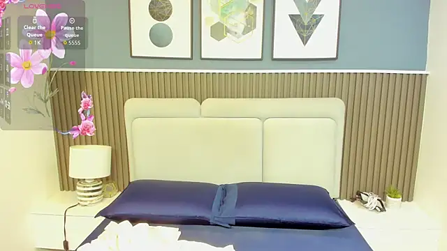 liz  cute online show from 11/15/25, 11:40