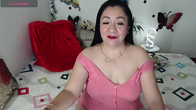yourhornyjuliettee online show from 04/27/26, 09:57