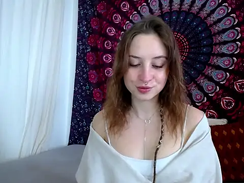 Snapshot of AdalynKiss chatting on 04/12/26, 06:18 AdalynKiss online show from 04/12/26, 06:18