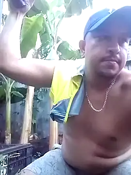 Snapshot of Tequilamaster chatting on 11/19/25, 09:48 Tequilamaster online show from 11/19/25, 09:48