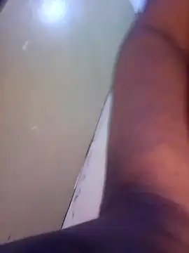 Snapshot of Tequilamaster chatting on 11/22/25, 03:33 Tequilamaster online show from 11/22/25, 03:33