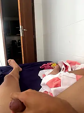 Snapshot of MCLZK chatting on 01/14/26, 06:13 MCLZK online show from 01/14/26, 06:13