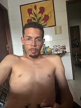 Snapshot of MCLZK chatting on 02/21/26, 07:26 MCLZK online show from 02/21/26, 07:26