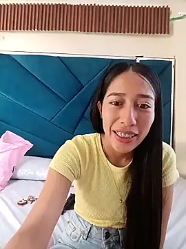 Snapshot of Amelia_Rivas chatting on 10/15/25, 05:46 Amelia Rivas online show from 10/15/25, 05:46