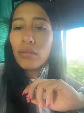 Amelia Rivas online show from 04/27/26, 06:50