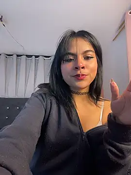 Snapshot of Veeronica_ chatting on 11/07/25, 12:10 Veeronica online show from 11/07/25, 12:10