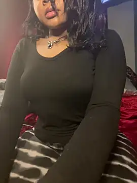 Snapshot of bellacagyal chatting on 01/17/26, 07:13 bellacagyal online show from 01/17/26, 07:13