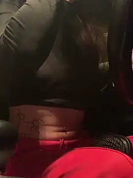 GoldenPussy1329 online show from 10/24/25, 06:59