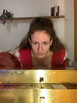 GoldenPussy1329 online show from 12/03/25, 07:12