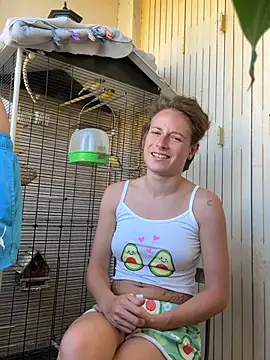 GoldenPussy1329 online show from 06/22/26, 08:00