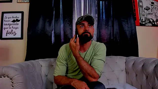 Kael Bronte online show from 10/31/25, 06:42