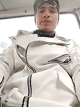 Angel 3-0 online show from 10/22/25, 05:13