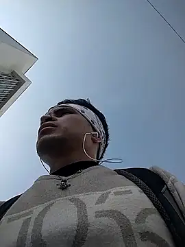 Snapshot of Angel_3-0 chatting on 12/22/25, 09:12 Angel 3-0 online show from 12/22/25, 09:12