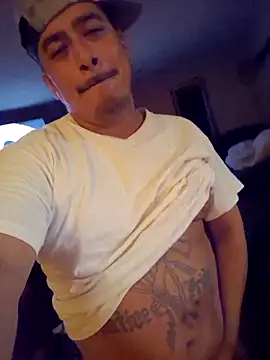 Snapshot of Nativeking32 chatting on 09/27/25, 05:34 Nativeking32 online show from 09/27/25, 05:34