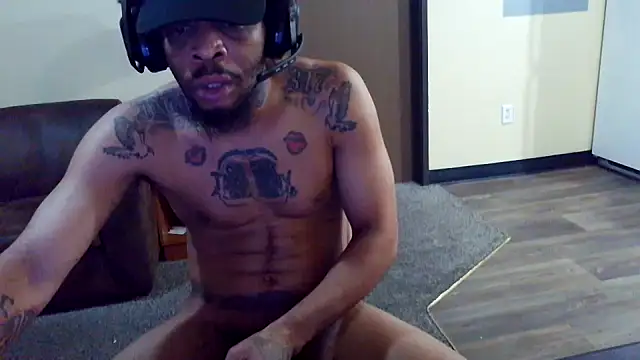 thefreakscomeoutatnight online show from 04/29/26, 07:34