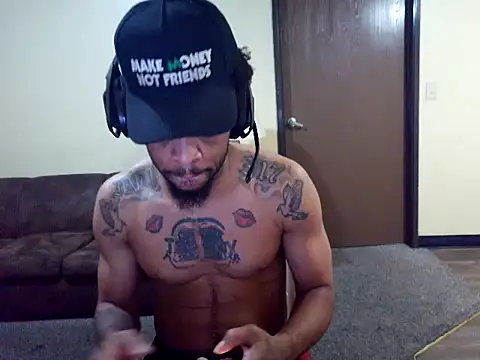 thefreakscomeoutatnight online show from 05/03/26, 07:58