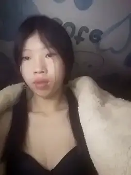 Khanhu xx online show from 11/24/25, 10:20