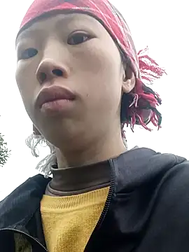 Snapshot of Khanhu_xx chatting on 01/07/26, 01:30 Khanhu xx online show from 01/07/26, 01:30